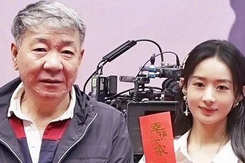 Đạo diễn Trung Quốc cầu cứu