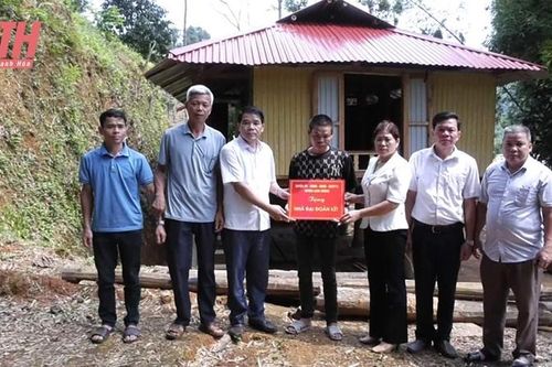 Lang Chánh quan tâm xây dựng nhà cho hộ nghèo