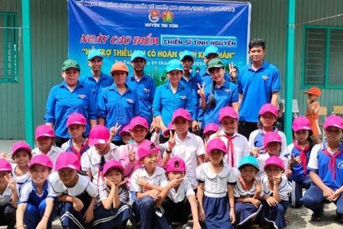 Xây dựng 'ước mơ lớn' cho thiếu nhi dân tộc thiểu số Khmer xã Ô Lâm