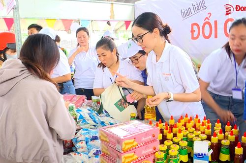 Hơn 1 ngàn người tham gia lễ phát động Tuần lễ Đồng Nai xanh
