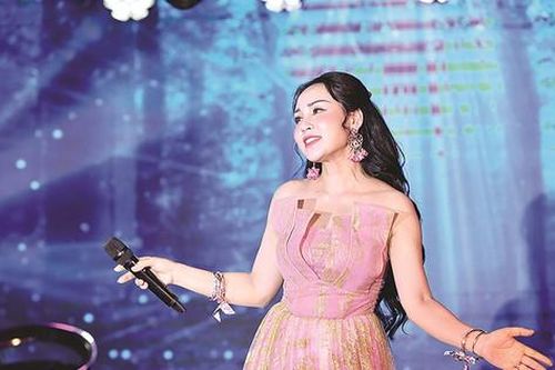 Nguyễn Khánh Ly: Hạnh phúc là khi được cống hiến