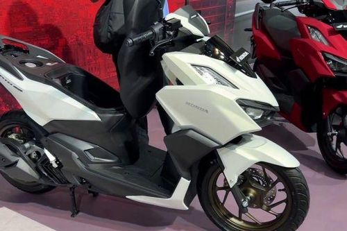 Giá xe Honda Vario 160 mới nhất tại đại lý tháng 6/2024 giảm mạnh chưa từng có, sẵn sàng cạnh tranh cùng Air Blade