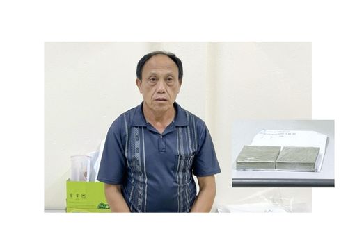Bắt đối tượng bán 2 bánh heroin