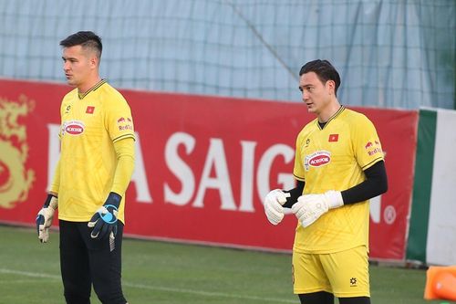 Thủ môn Đặng Văn Lâm nói gì về sự cạnh tranh với Nguyễn Filip?
