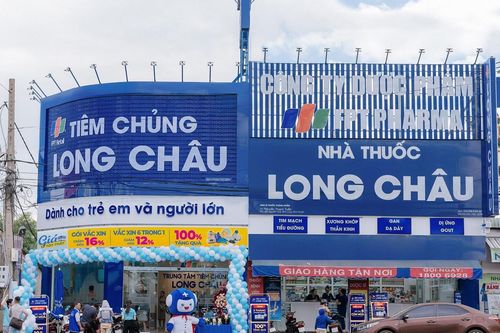 Tiếp cận dịch vụ tiêm chủng với chi phí 'dễ thở' tại FPT Long Châu