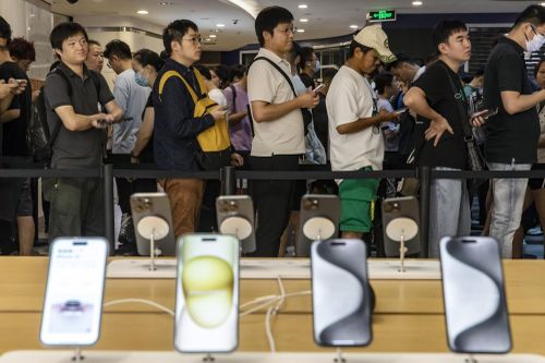 Lừa Apple liên tục 10 năm, trục lợi 12 triệu USD