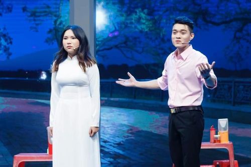 Tranh cãi về tiết mục cải lương có ca từ nhạy cảm