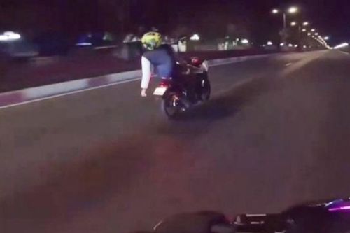 Vũng Tàu: xử phạt 'thánh giường nằm' điều khiển xe máy tốc độ 150km/giờ
