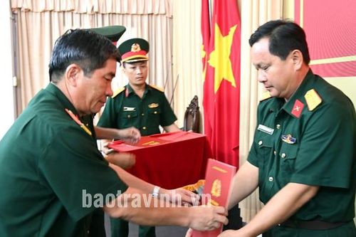 Bổ nhiệm Phó Tham mưu trưởng Bộ CHQS tỉnh, Chỉ huy trưởng Ban CHQS thành phố, huyện