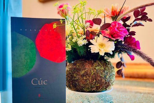 NSND Hoàng Cúc ra mắt Trường ca 'Cúc'