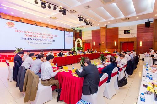 1.033 ứng viên đăng ký công nhận đạt tiêu chuẩn tại các hội đồng giáo sư cơ sở