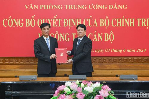 Đồng chí Nguyễn Duy Ngọc giữ chức Chánh Văn phòng Trung ương Đảng