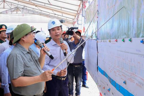 Thủ tướng Phạm Minh Chính thị sát loạt dự án tại Quảng Bình