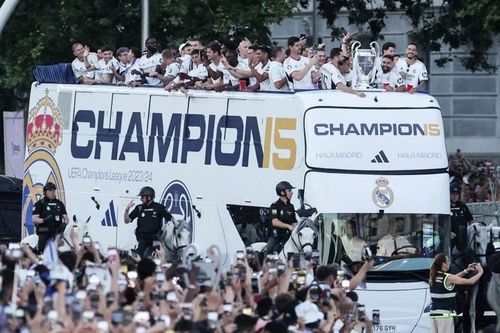 Real Madrid diễu hành ăn mừng chức vô địch Champions League