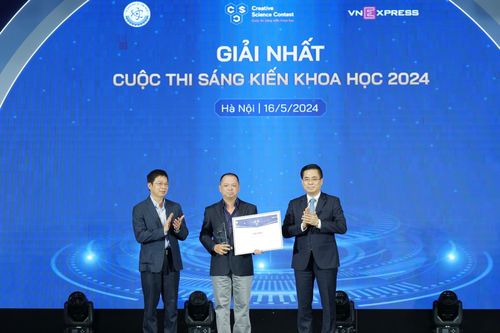 Tìm 'vàng' trong bùn thải nhà máy giấy