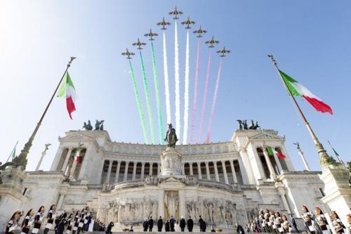 Tổng thống Sergio Mattarella khẳng định đóng góp của Italy cho cuộc đấu tranh vì hòa bình và ổn định quốc tế