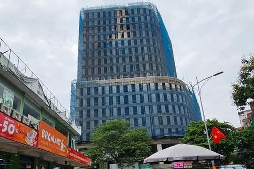 Dự án khách sạn trên đất vàng Hà Nội 'đắp chiếu', liên tục điều chỉnh