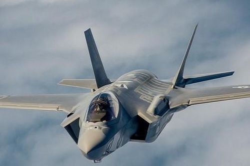 Nhật đóng cửa đường băng sân bay vì tiêm kích F-35A gặp sự cố
