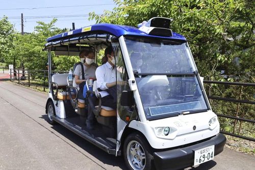 Câu chuyện hậu trường của dịch vụ xe tự lái tại Nhật