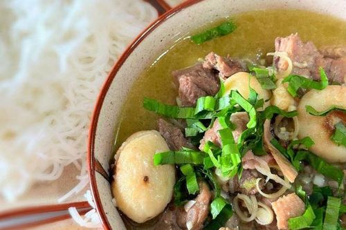 Cách nấu vịt om sấu cực đơn giản, ăn với cơm rất ngon, thưởng thức với bún càng hợp