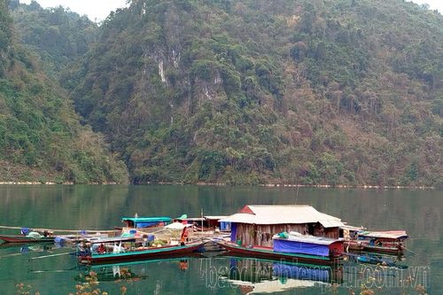 Huổi Só vượt khó vươn lên