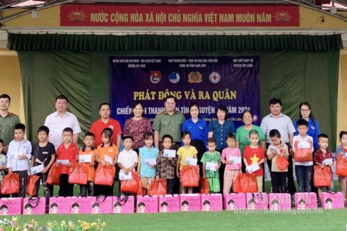 Huyện đoàn Chi Lăng phối hợp tổ chức ra quân chiến dịch thanh niên tình nguyện hè