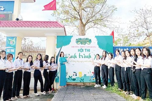 Học sinh THPT và 'Hành trình xanh'