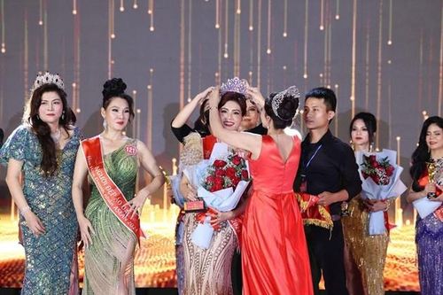 Á hậu 3 Hoa hậu Doanh nhân Asean 2024 gọi tên người đẹp Hắc Thị Thu