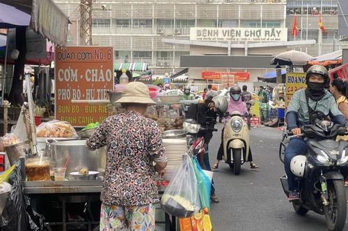 Nan giải việc xử lý người buôn bán hàng rong (kỳ 2)