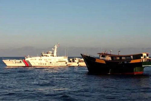 Trung Quốc nói Philippines chĩa súng vào lực lượng hải cảnh