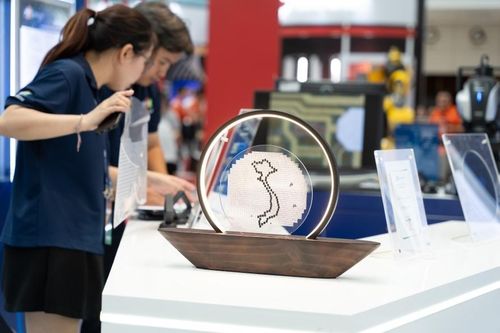 Đào tạo bán dẫn ở Việt Nam: Cần quay về khoa học cơ bản, đừng 'ăn xổi'