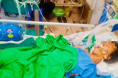 Cháu Nguyễn Thị Thùy Vân 16 tuổi đối mặt với hiểm nguy, mong sự giúp đỡ từ cộng đồng