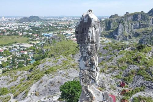 Chống sét cho di tích quốc gia Hòn Vọng Phu