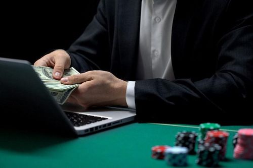 Mất gần 15 tỷ vì cá cược trên mạng