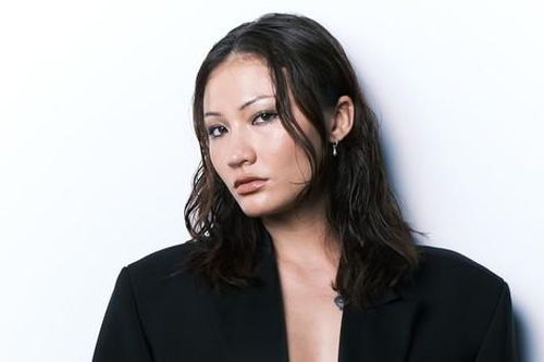 Soi profile 'bông hồng lai' gợi cảm đóng phim với Tuấn Trần, từng 'gây sốt' với chuyện tình đẹp bậc nhất làng rap Việt