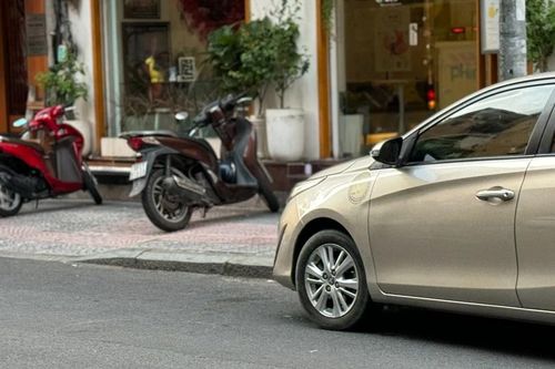 TPHCM: Người nước ngoài bị đâm tử vong trên đường