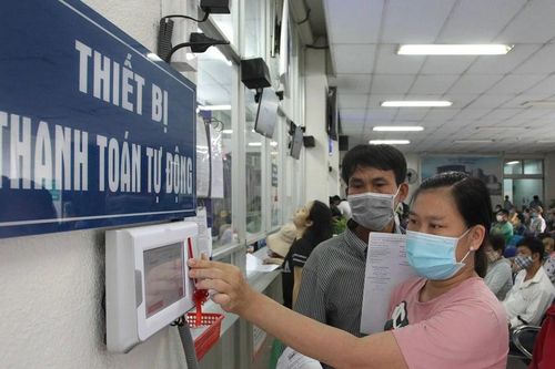 Bệnh viện công lập: Nỗ lực cải tiến vì người bệnh