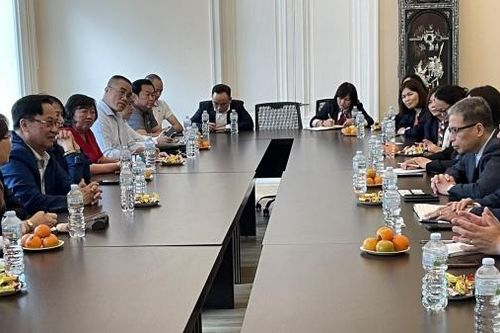 Đại sứ Đặng Minh Khôi: Thời điểm rất thuận để hàng dệt may Việt Nam mở rộng thêm vào LB Nga