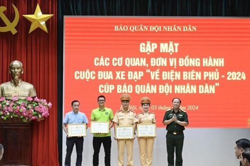 Cuộc đua xe đạp 'Về Điện Biên Phủ - 2024, Cúp Báo QĐND' tạo dấu ấn đẹp trong lòng đồng bào