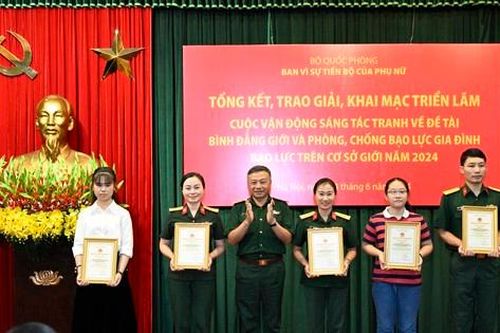 Trao giải cuộc vận động sáng tác tranh về bình đẳng giới và phòng, chống bạo lực gia đình