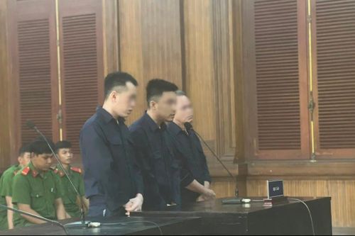 Giấu ma túy trong vỏ kẹo đem bán cho khách
