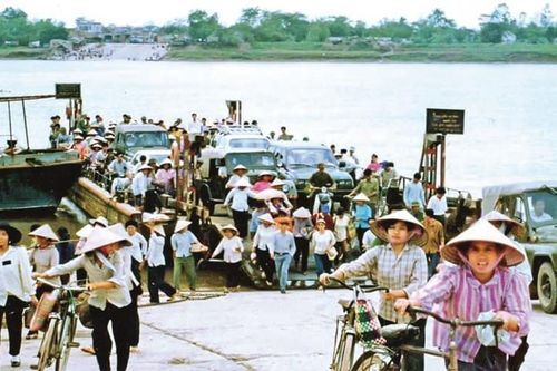 Những ước mơ viết bên dòng sông Mẹ