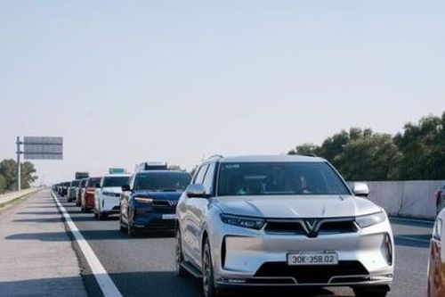 Vì sao xe điện 'xanh' hơn xe xăng nhiều lần?