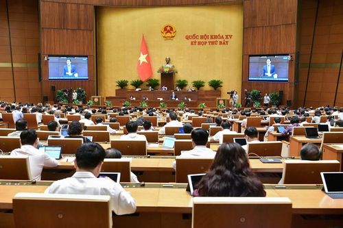 Quốc hội chất vấn Bộ trưởng Bộ TN&MT: Giải pháp nào để hồi sinh các dòng sông 'chết'?