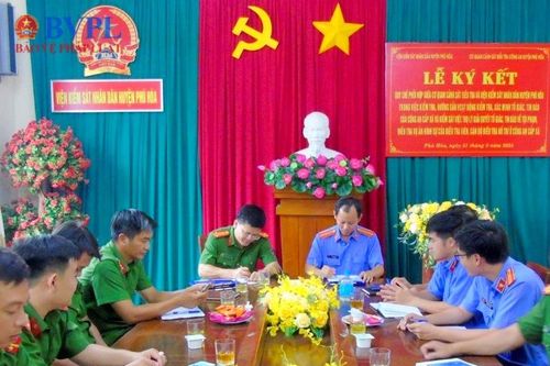 VKSND - Cơ quan CSĐT Công an huyện Phú Hòa ký kết quy chế phối hợp