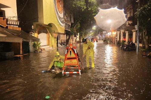 Đẩy nhanh tiến độ các dự án khắc phục tình trạng úng ngập tại Hà Nội