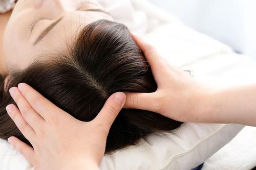 Những lợi ích không ngờ giúp cải thiện sức khỏe từ liệu pháp massage đầu