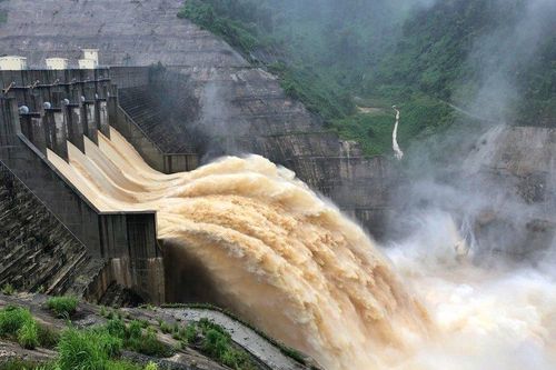 Hơn 1.000 hồ đập xây dựng từ lâu, nguy cơ mất an toàn là rất lớn
