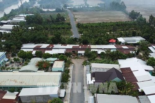 Đường mới xây dựng nhưng tắc hai đầu vì vướng mặt bằng