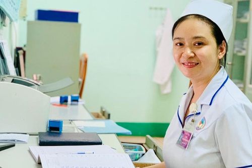 E-magazine Điều dưỡng Nguyễn Thị Kim Oanh: Xứng danh Chiến sĩ thi đua toàn quân